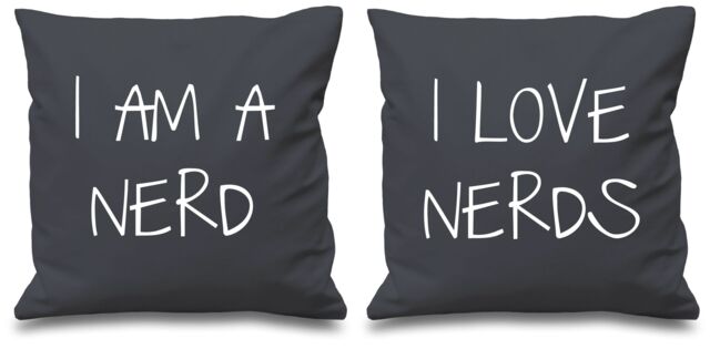 60 SECOND MAKEOVER I Am A Nerd I Love Nerds Cushion Covers in Grey - Size: 40 cm x 40 cm