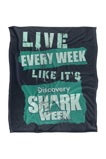 Warner Brothers Shark Week Television Series 152x127 cm Live Every Week Throw Blanket - image 1