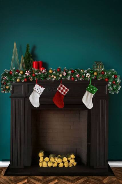 Neo 2m Candy Cane Baubles Garland Festive Foliage Garland in Dark Green - Size: 6ft - image 1