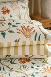 Sanderson 'Clementine' Cotton Duvet Cover Set in Beige - Size: Double - thumbnail 5