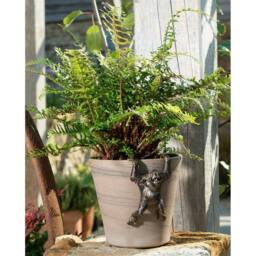 Jardinopia Orangutan Plant Pot Hanger - L11.5 x W7 x H5.5 cm in Bronze - thumbnail 3