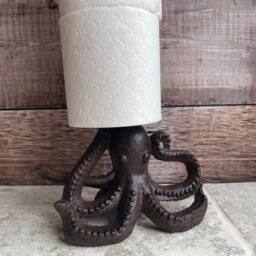 SPETLEK Cast Iron Octopus Shaped Loo Roll Toilet Paper Holder in Brown - thumbnail 3