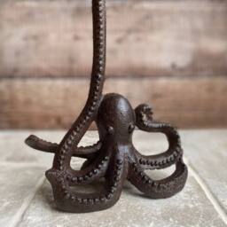SPETLEK Cast Iron Octopus Shaped Loo Roll Toilet Paper Holder in Brown - thumbnail 4