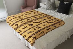 Benjamin Tate Design Eye Of Horus Pharaoh Flowers Pyramid Bird Ankh Blanket in Natural - Size: 120 cm x 150 cm - thumbnail 3