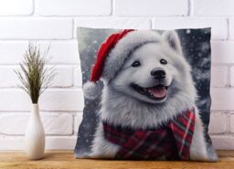 Warren Reed - Designer Christmas Samoyed Cushion in White - Size: 45 cm x 45 cm - thumbnail 2