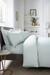 Serene 'Plain Dyed' Soft Touch 32cm Fitted Bed Sheet in Green - Size: Double - thumbnail 1