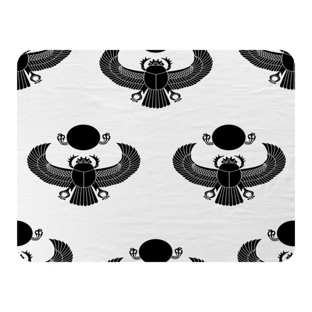 Benjamin Tate Design Scarab Silhouette Blanket in Natural - Size: 120 cm x 150 cm - image 1