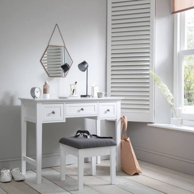 Nöa and Nani Karlstad Dressing Table with Drawers and Stool in White - image 1