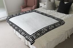 Benjamin Tate Design Greek Traditional Meandor Blanket in Natural - Size: 120 cm x 150 cm - thumbnail 3