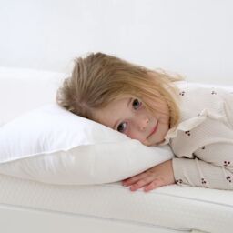 The Tiny Bed Company Premium Foam Cot Bed Mattress (140x 70cm) in White - thumbnail 5