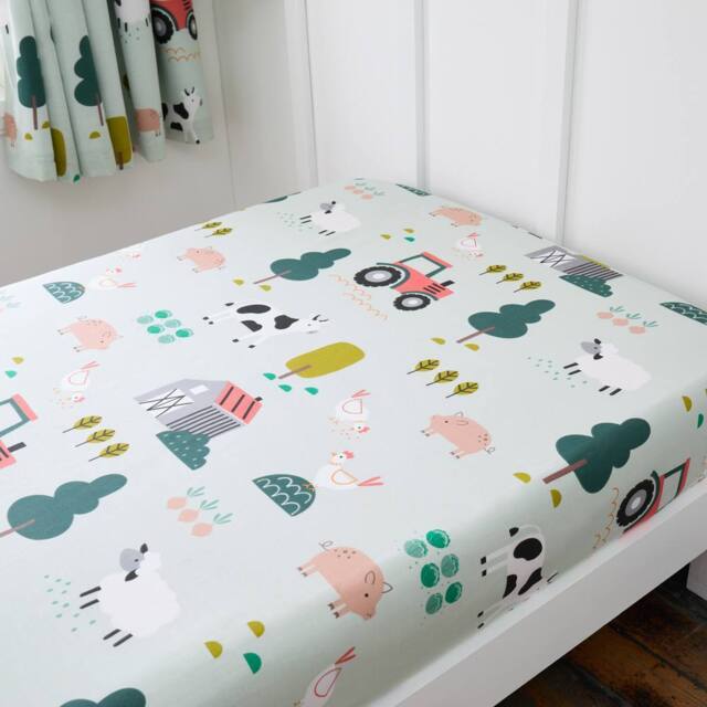 Happy Linen Company Barn Yard Farm Animals Fitted Sheet Bedsheet Bedding Bed Linen in Green - Size: Single Fitted - image 1