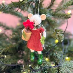 The Alphabet Gift Shop Felt Mouse Gardening Decoration in Red - thumbnail 2
