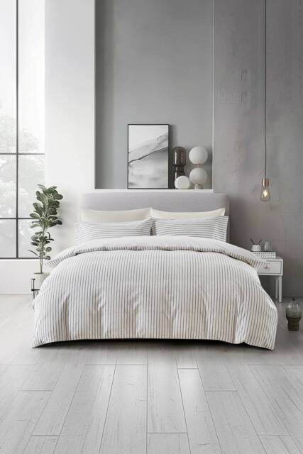 The Linen Consultancy Lazy Linens Slouchie Stripe Duvet Cover Set in Off-White - Size: Single - image 1