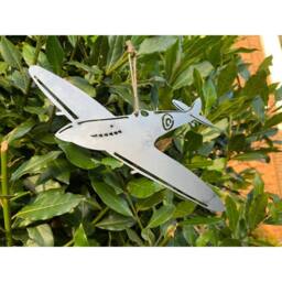 Poppyforge Hanging Spitfire Garden Art - Bare Metal/Ready to Rust - W23 x H18 cm in Silver - thumbnail 3
