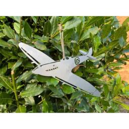 Poppyforge Hanging Spitfire Garden Art - Bare Metal/Ready to Rust - W23 x H18 cm in Silver - thumbnail 2