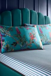 Laurence Llewelyn-Bowen 'Cotswold Fantasia' 100% Cotton Sateen Fitted Bed Sheet in Teal - Size: King - thumbnail 1