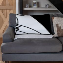 Benjamin Tate Design Art Deco Woman Blanket in Natural - Size: 120 cm x 150 cm - thumbnail 2
