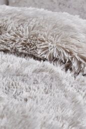 Catherine Lansfield 'Cuddly' Faux Fur Duvet Set in Silver - Size: Double - thumbnail 3