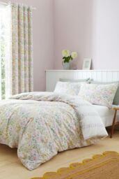 Dreams & Drapes 'Edith' Easy Care Ditsy Floral Print Duvet Cover Set in Lilac - Size: King - thumbnail 1