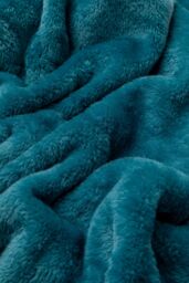 Snug City Mink Throw Soft Touch Blanket Fleece Faux Fur in Teal - Size: 127 cm x 152 cm - thumbnail 3