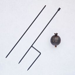 Paper High Iron Poppy Seed Head Garden Stake Decoration in Silver - thumbnail 8