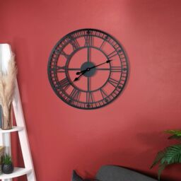 "mysmartbuy Black Open Face 24"" Roman Numeral Indoor or Outdoor Clock - Battery Powered Metal Wall Fence Clock for Home or Garden - 60cm Dia" - thumbnail 2