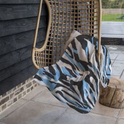 Benjamin Tate Design Abstract Zebra Skin Blanket in Natural - Size: 120 cm x 150 cm - thumbnail 4