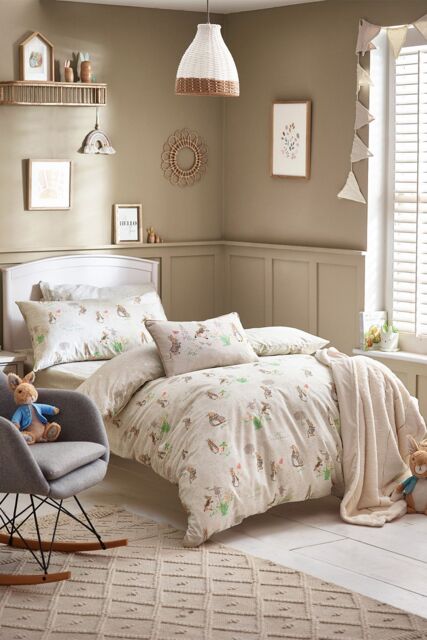 Peter Rabbit ™ Classic 100% Cotton Reversible Duvet Cover Set in Natural - Size: Single - image 1