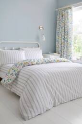 Dreams & Drapes 'Sweetpea Floral' 100% Cotton Duvet Cover Set - Size: Double - thumbnail 4