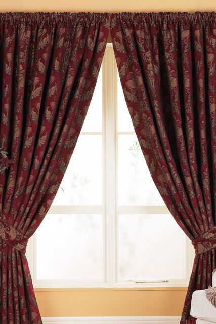 Paoletti Shiraz Traditional Jacquard Pencil Pleat Curtains in Burgundy - Size: 229 cm width x 229 cm drop - image 1