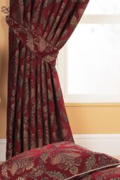 Paoletti Shiraz Traditional Jacquard Pencil Pleat Curtains in Burgundy - Size: 229 cm width x 229 cm drop - thumbnail 3