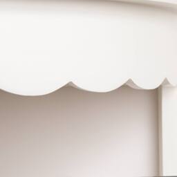 Melody Maison Ivory Scalloped Half Moon Console Table With Shelf - 78cm X 80cm in White - Size: 78 cm X 80 cm - thumbnail 3