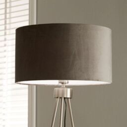 Ruma Minimalist Metal Tripod Floor Lamp For Living Room Black Shade in Silver - thumbnail 3