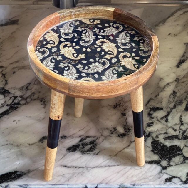 Hartsmede Handmade Side Table Solid Mango Wood Detachable Legs French Paisley in Black - image 1