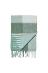 Catherine Lansfield 'Check' Blanket Throw in Green - Size: 130 cm x 170 cm - thumbnail 4