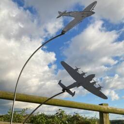 Poppyforge Spitfire & Lancaster Garden Art - Bare Metal/Ready to Rust W37xH133 cm in Black - thumbnail 2
