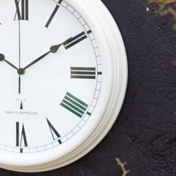 Primrose Outdoor Garden Clock Antique White Perfect Time Radio Controlled 38cm - thumbnail 7