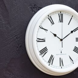 Primrose Outdoor Garden Clock Antique White Perfect Time Radio Controlled 38cm - thumbnail 6