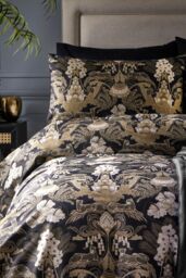 Laurence Llewelyn-Bowen 'Suburban Jungle' 100% Cotton Rich Duvet Cover Set in Black - Size: Super King - thumbnail 2