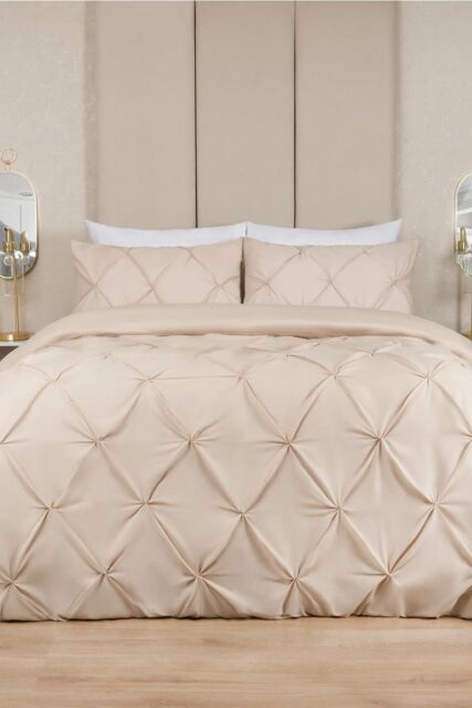 OHS Diamond Pintuck Duvet Cover with Pillowcase in Beige - Size: Double - image 1