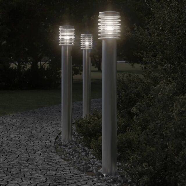 Berkfield Home Outdoor Floor Lamp with Outlet Silver 110cm Stainless Steel - image 1