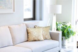 New Edge Blinds Crushed Velvet Cushion Cover in Natural - Size: 43 cm x 43 cm - thumbnail 2