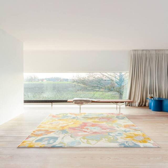 The Rug Shop UK Multi Floral Modern Easy To Clean Jute Back Area Rug - Size: 160 cm x 230 cm - image 1