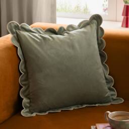 Furn Lil Scallop Velvet Cushion in Green - Size: 45 cm x 45 cm - thumbnail 1