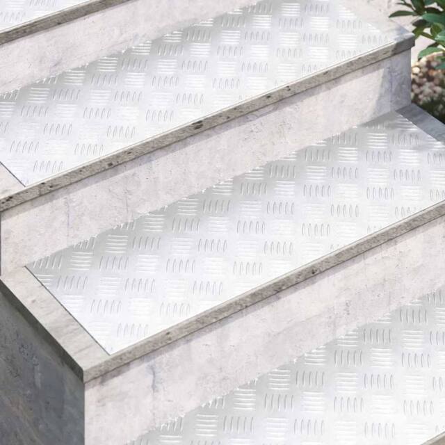 Berkfield Home Modern Aluminium Checker Plates 4 pcs Anti-Slip 90x30 cm in Grey - Size: Medium - image 1