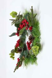 Homescapes Artificial Winter Woodland & Eucalyptus Wreath in Green - thumbnail 3