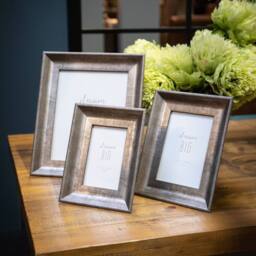Love Lace Convex Matt Silver 5X7 Frame - thumbnail 3