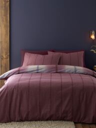Catherine Lansfield 'Brushed Cotton Melrose Tweed Check' Duvet Cover Set in Plum - Size: Double - thumbnail 2