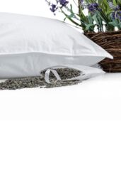 Homescapes Goose Feather & Down Lavender Pillow Dried Lavender Insert Extra Fill in White - thumbnail 6