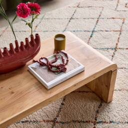 sweeek Rectangular coffee table solid acacia wood in Beige - thumbnail 4